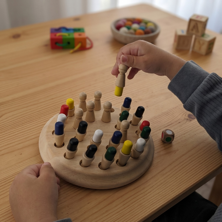 Farben Memory Brettspiel